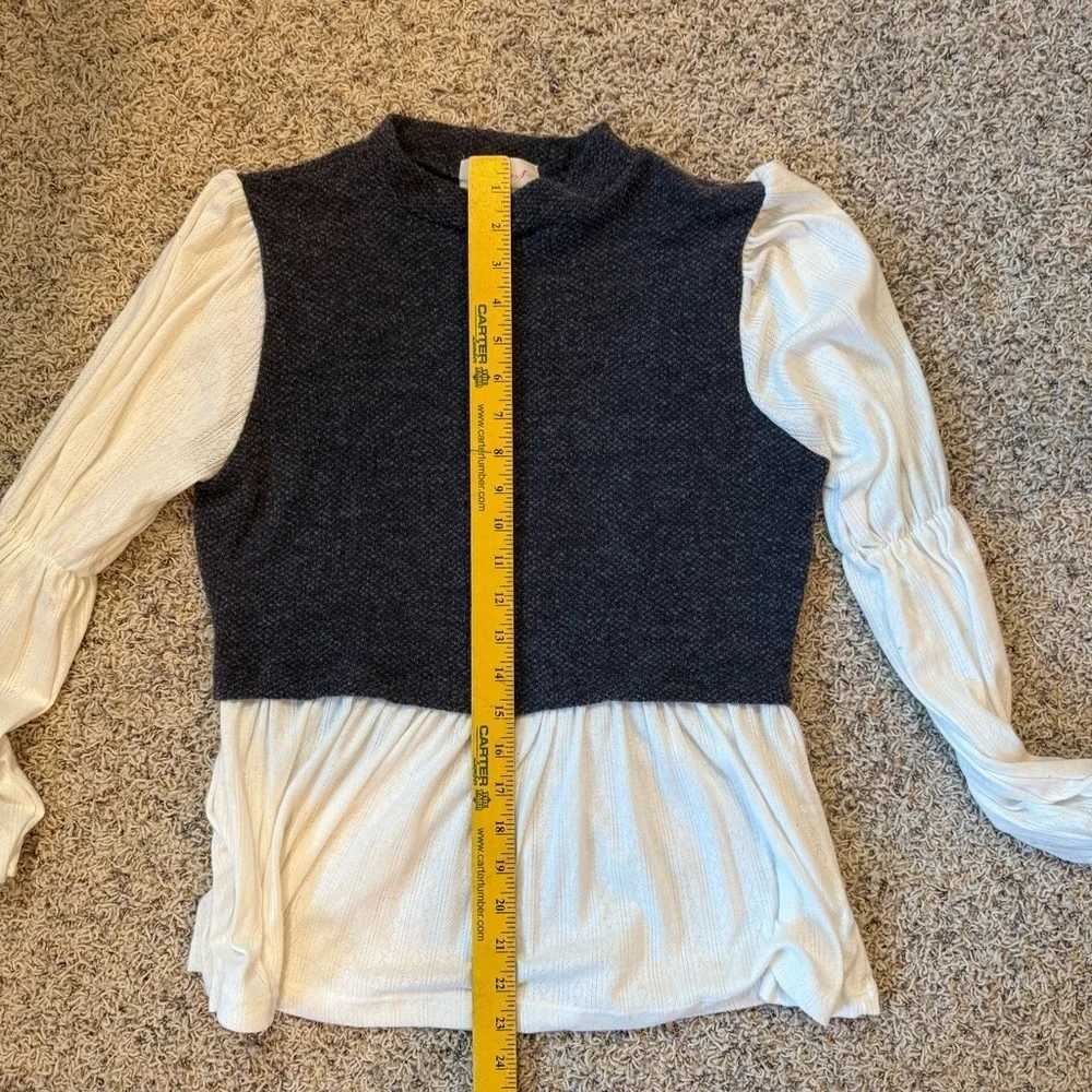 Women’s Twofer Sweater Shirt Top Puff Long Sleeve White Gray Babydoll Knit Small